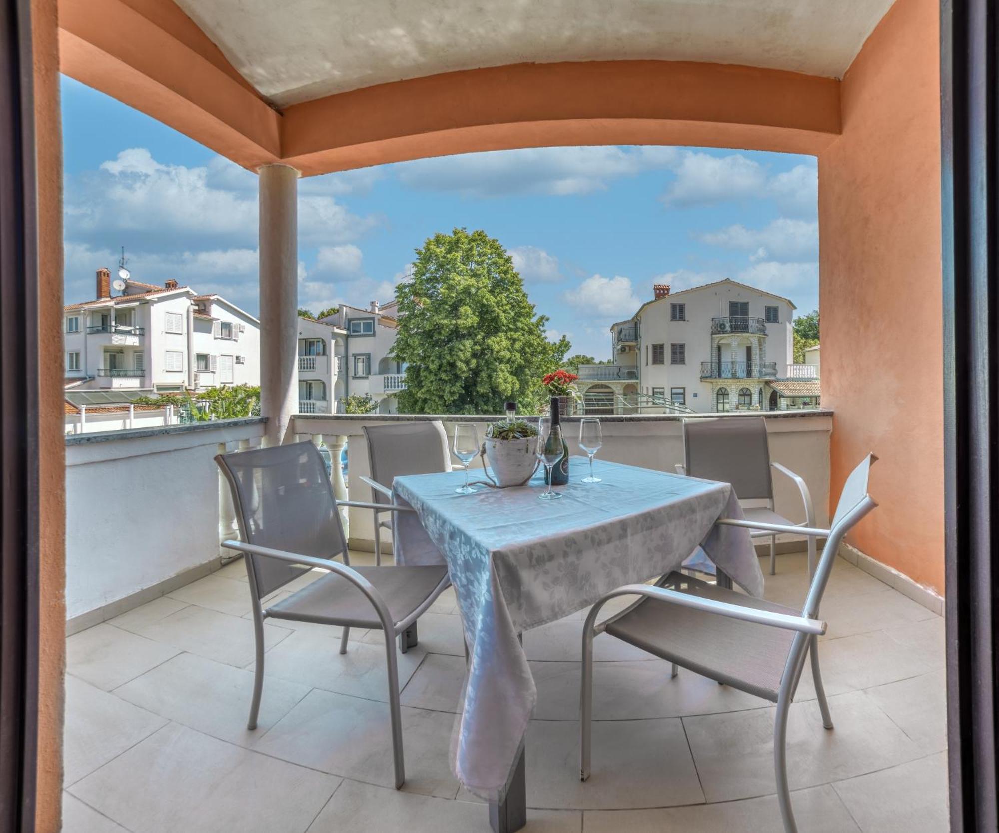 Charming House On The Beach And Deluxe Apartment Pula Ruang foto