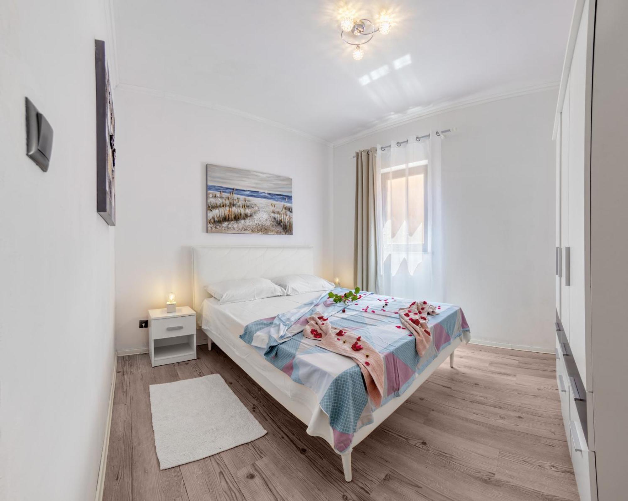 Charming House On The Beach And Deluxe Apartment Pula Ruang foto